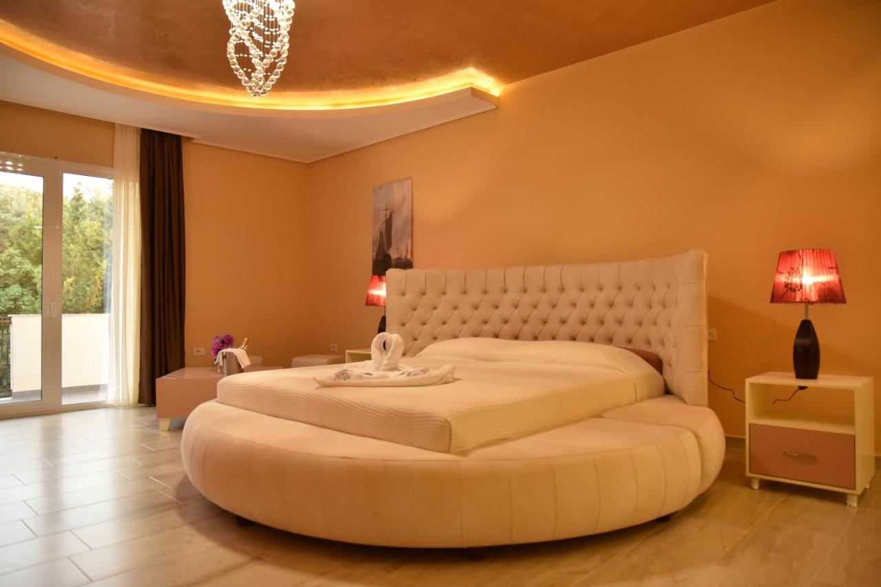 Monte Mare Hotel Vlore Exterior photo