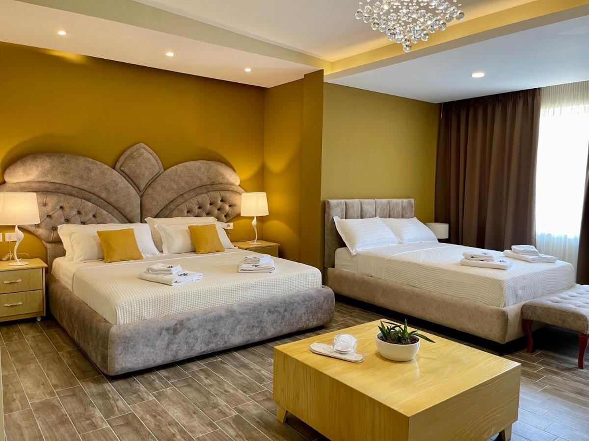 Monte Mare Hotel Vlore Exterior photo