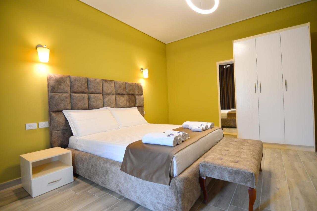 Monte Mare Hotel Vlore Exterior photo