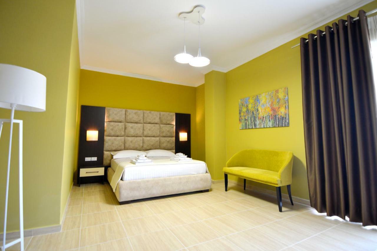 Monte Mare Hotel Vlore Exterior photo